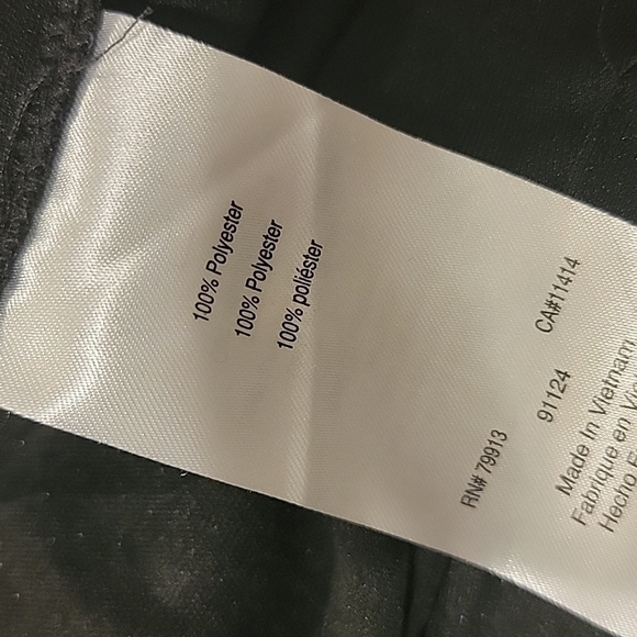 Motherhood Maternity Floral Short Sleeve V Neck Maternity Top with Built in Cami - Picture 8 of 8